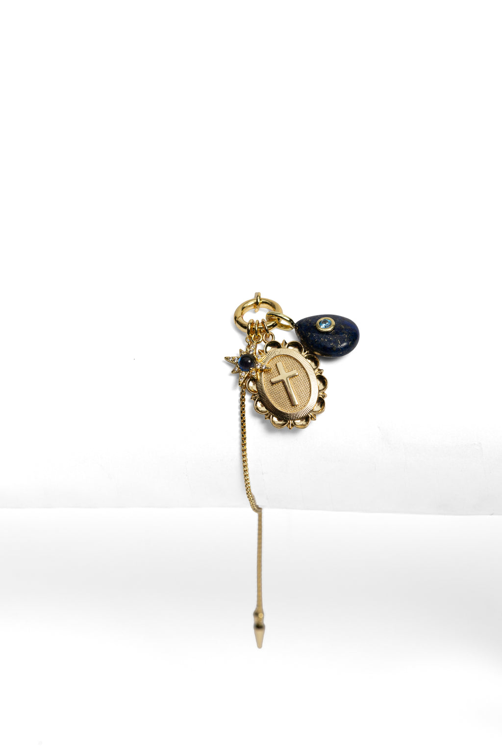 Charm Cruz Barroca