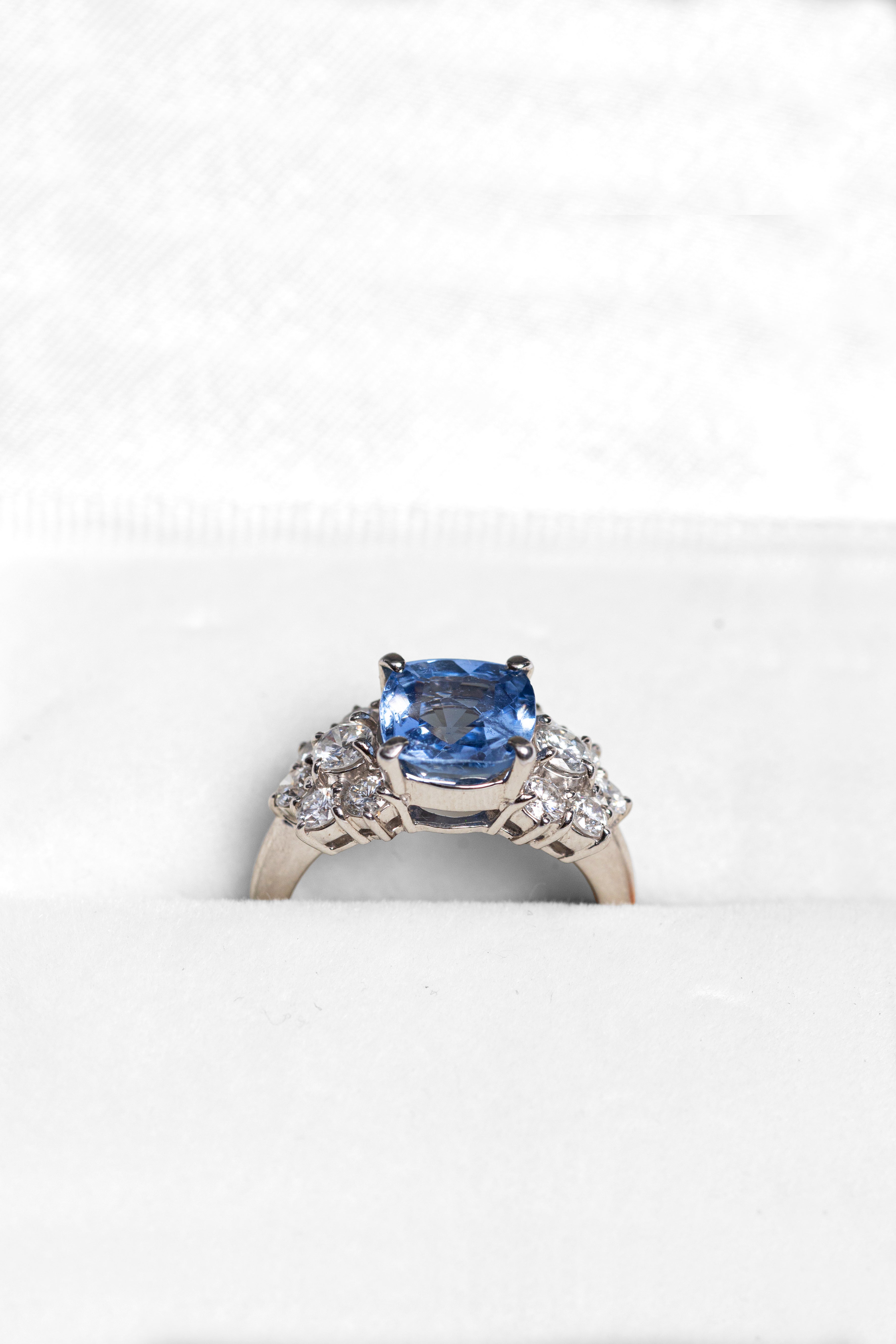 Anillo Cushion