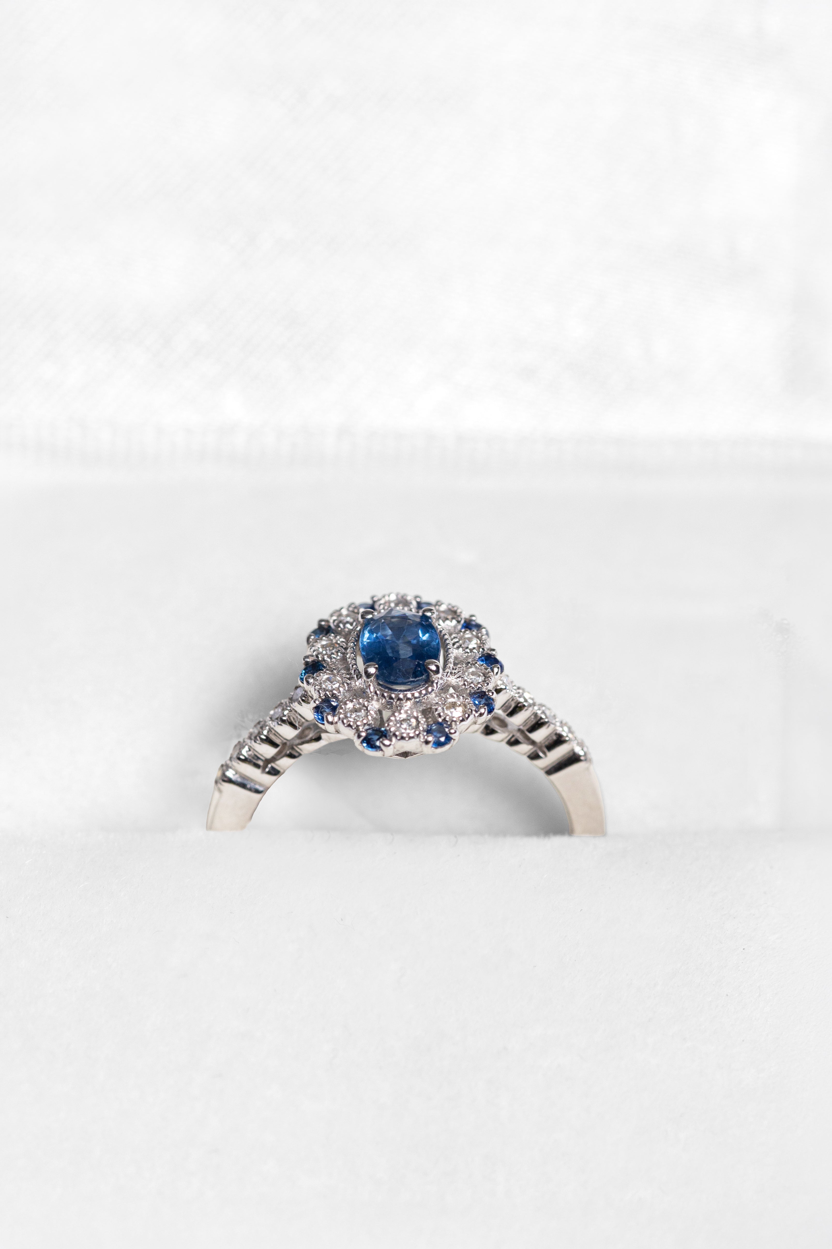 Anillo Queen