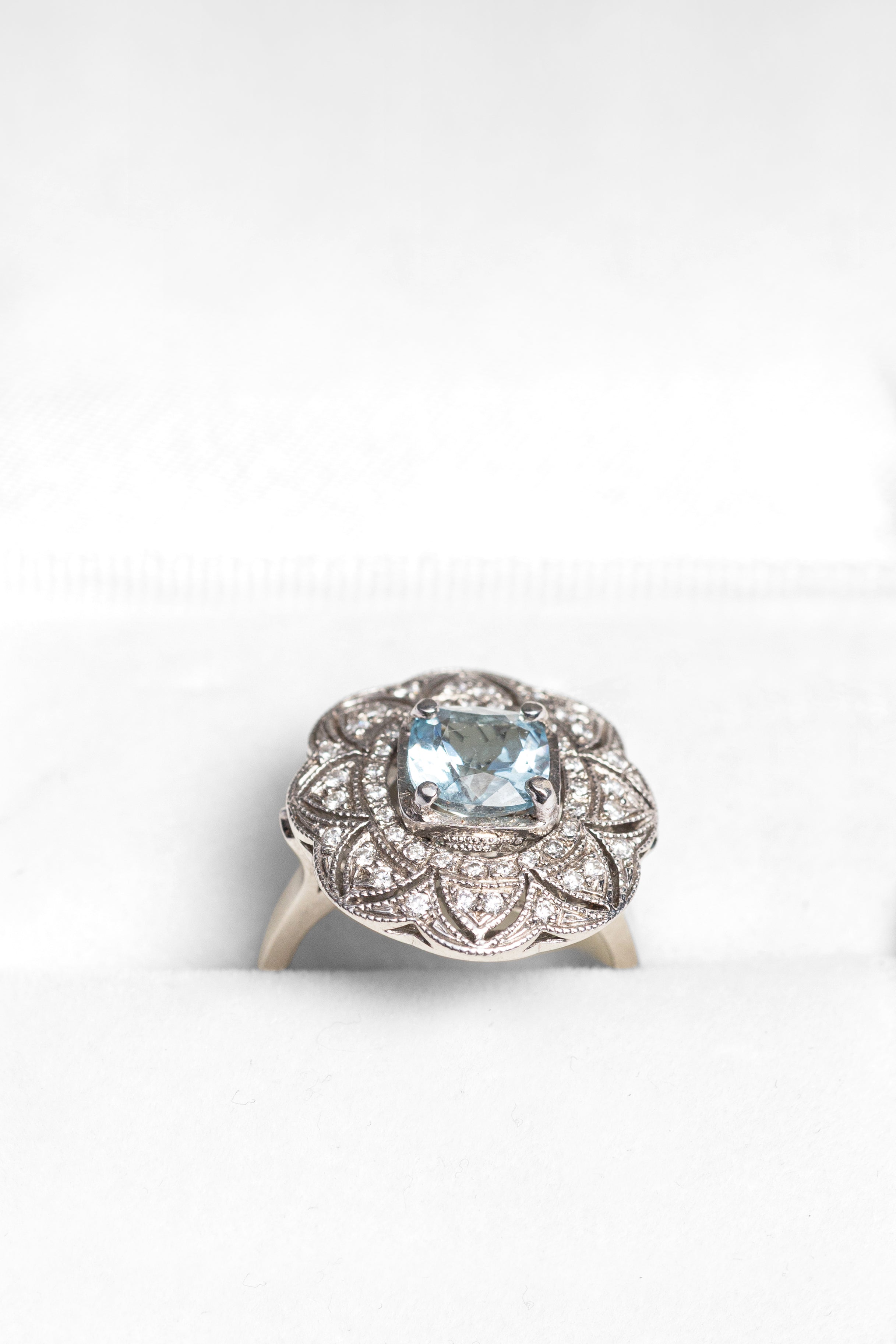 Anillo Flora