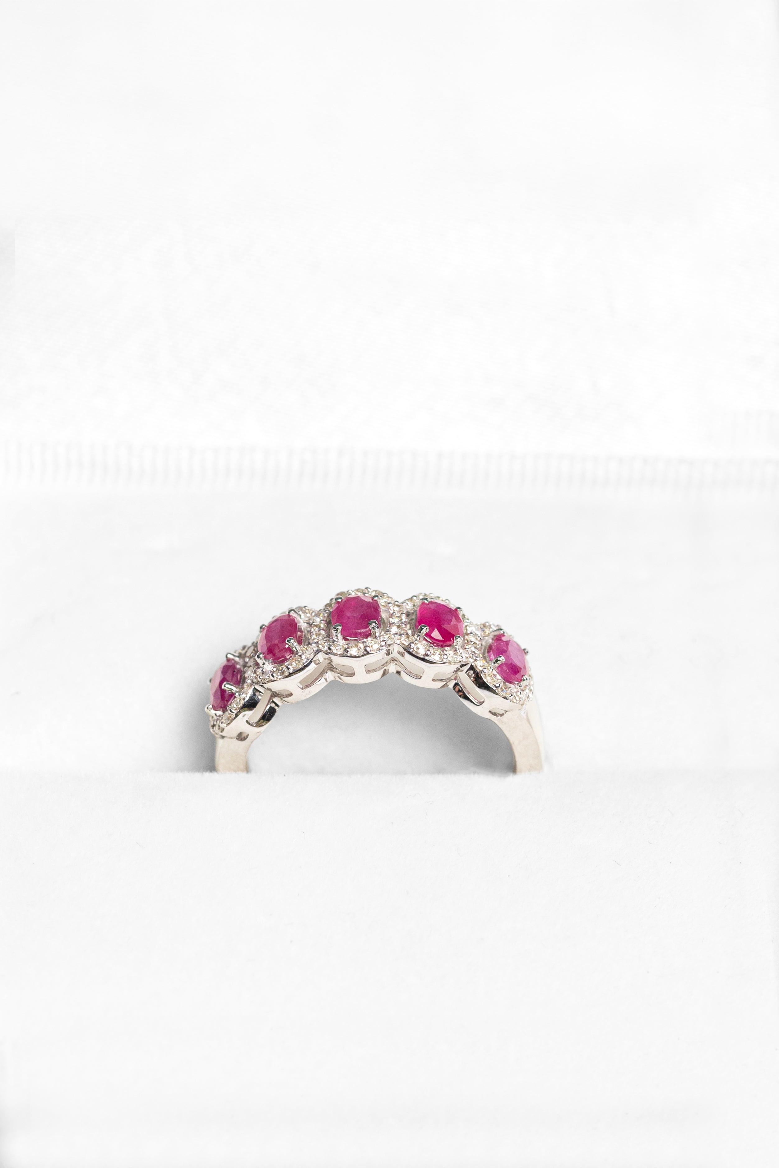 Anillo Sara