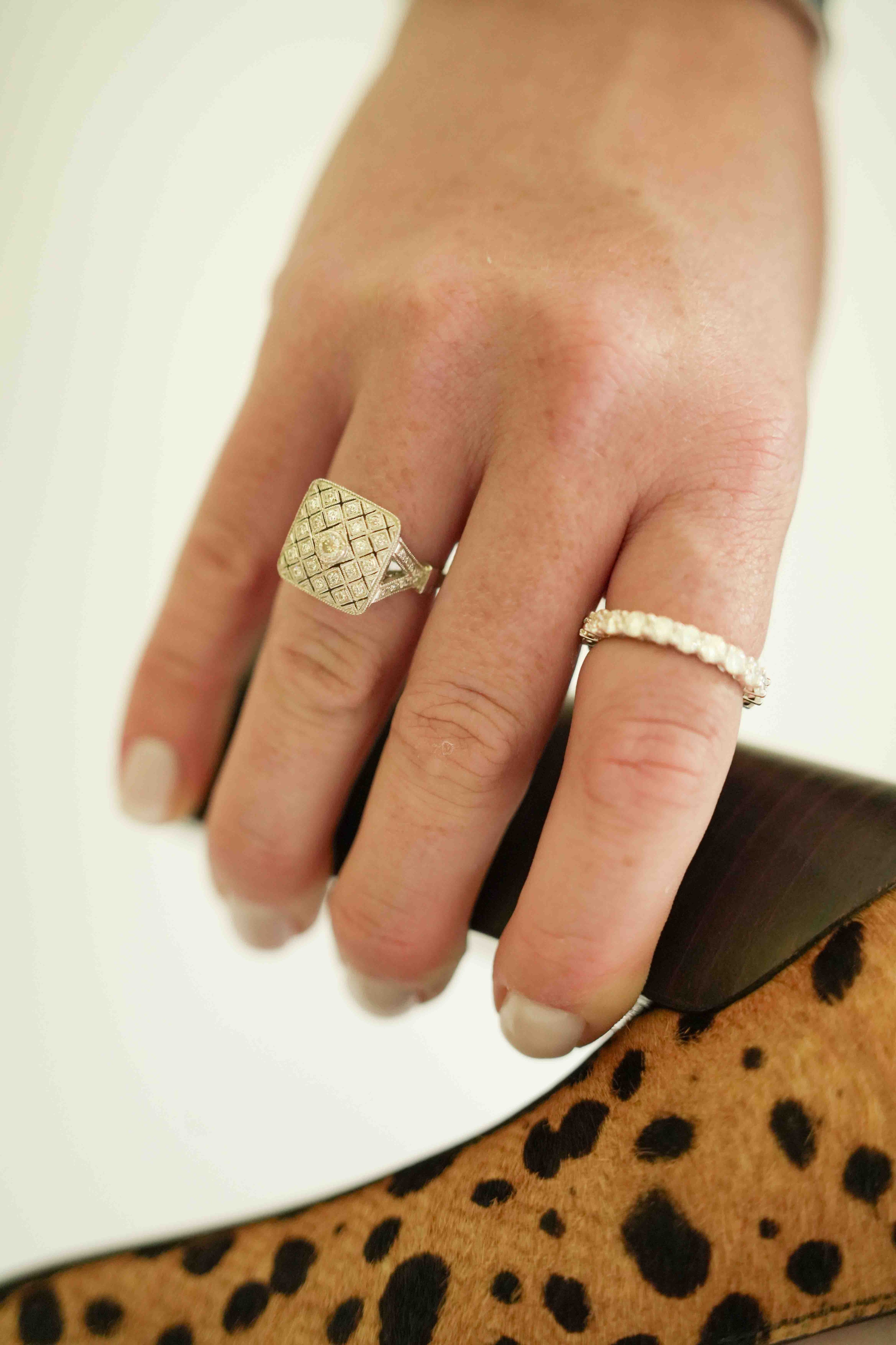 Anillo London
